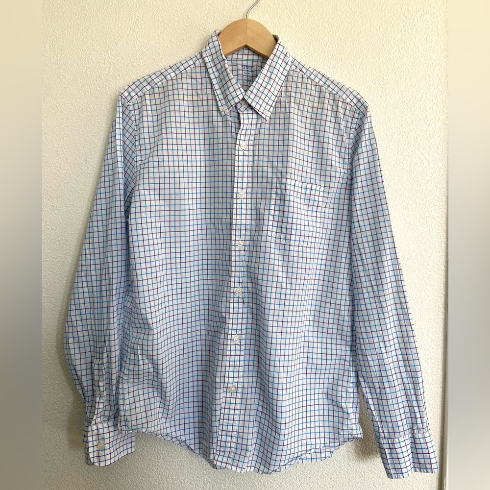 J.Crew mens light weight 100% cotton button down